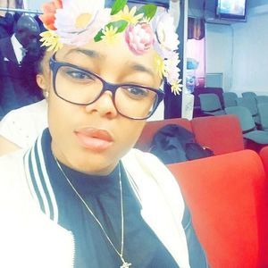 Meet your Posher, Latoya